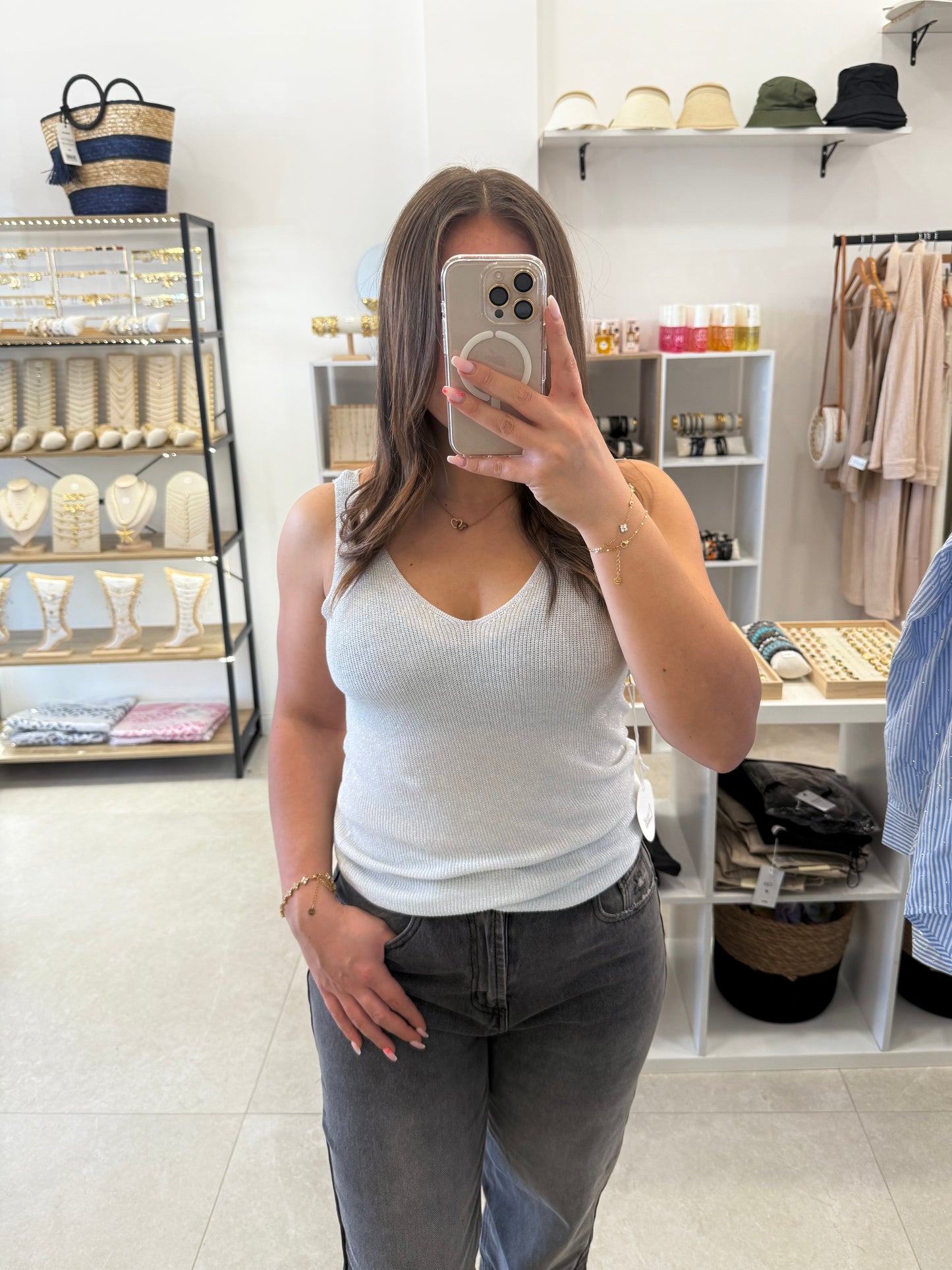 Top gris à paillettes
