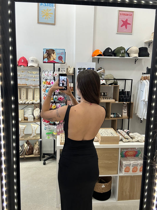 Robe noire coquillage