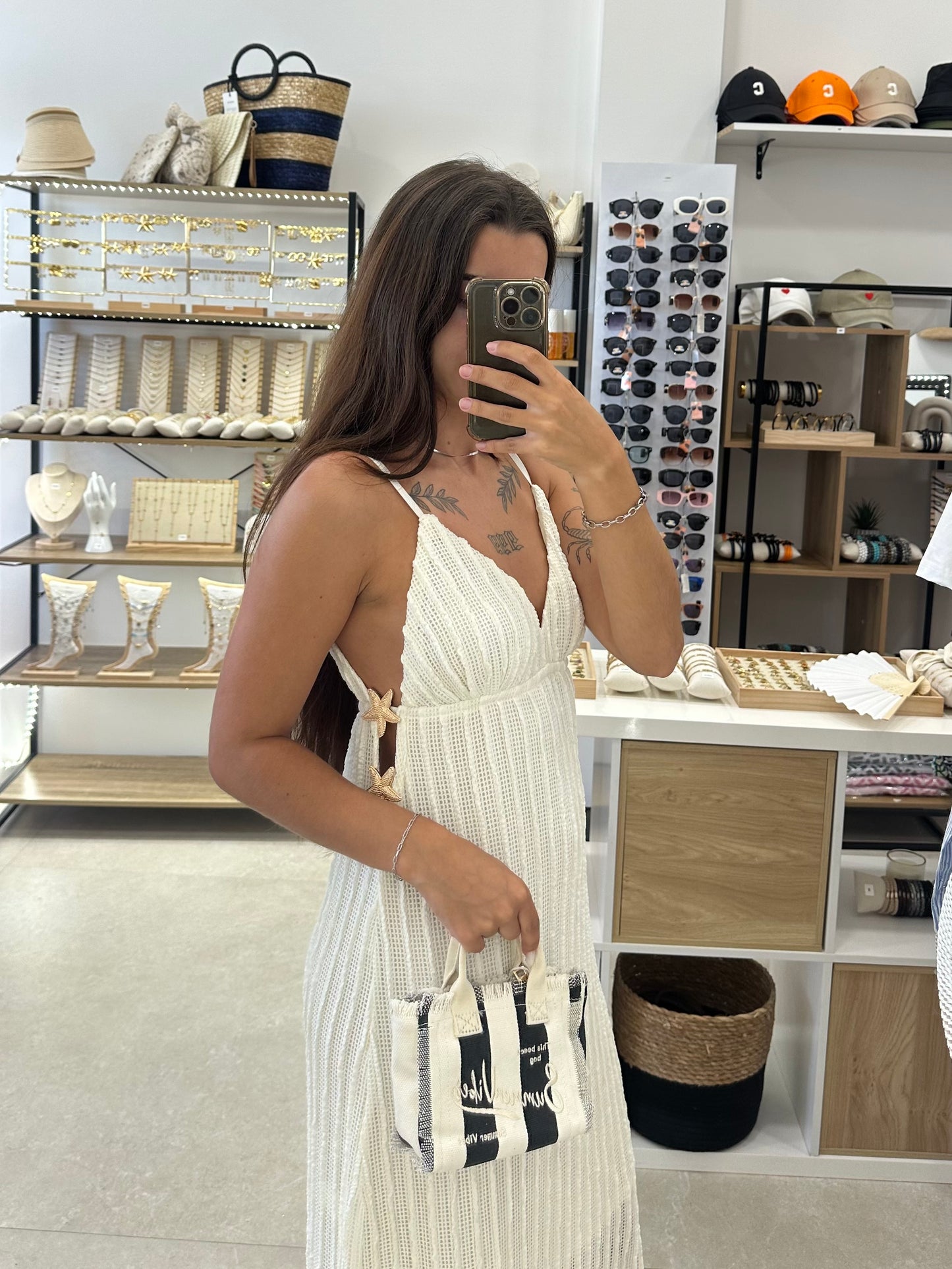 Robe de plage à coquillages