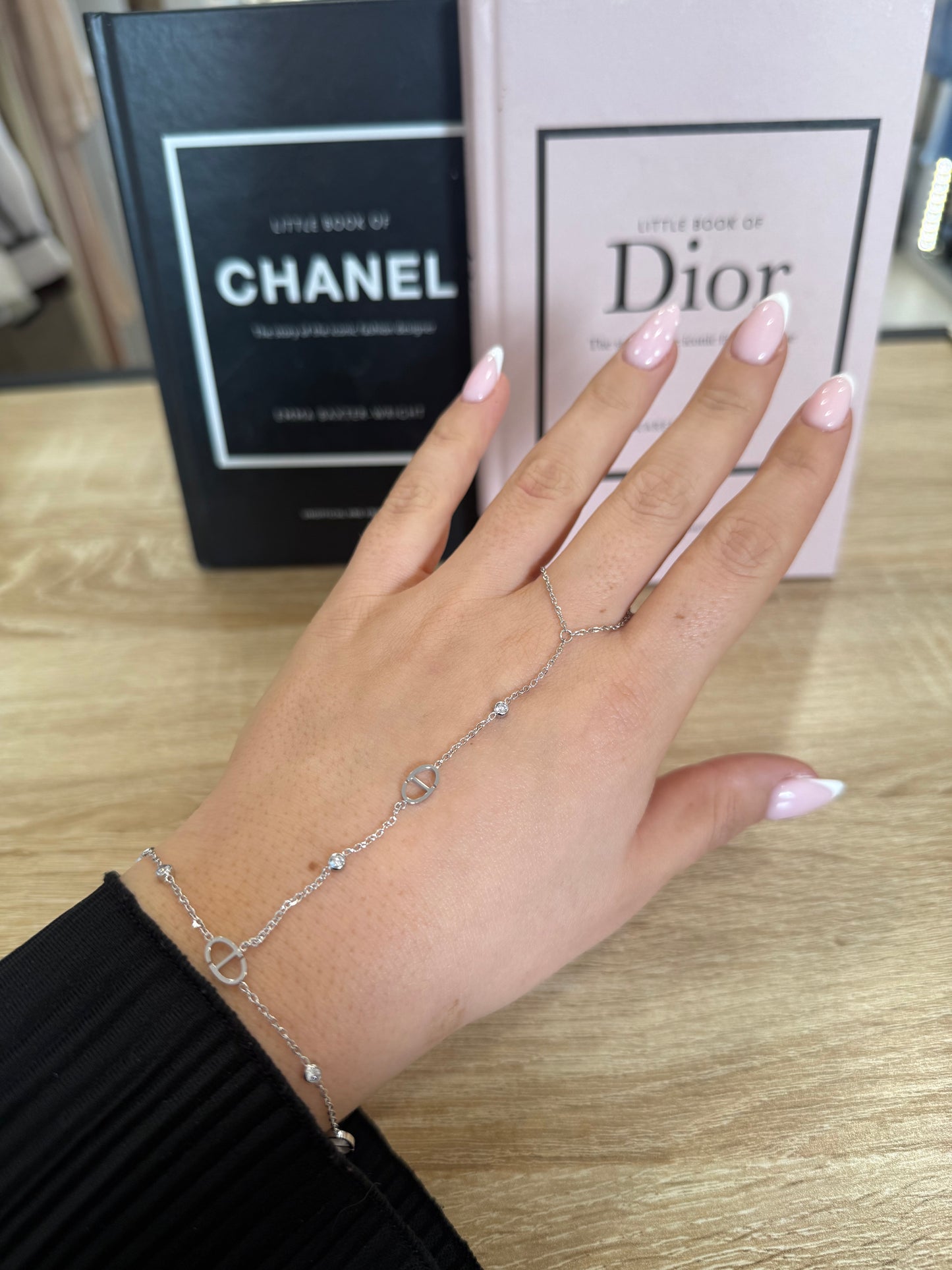 Chaîne de main « Marina »