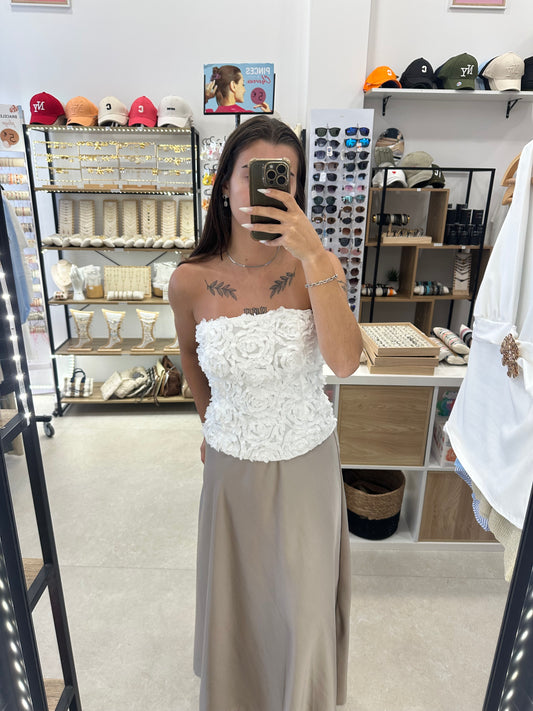 Jupe beige satin