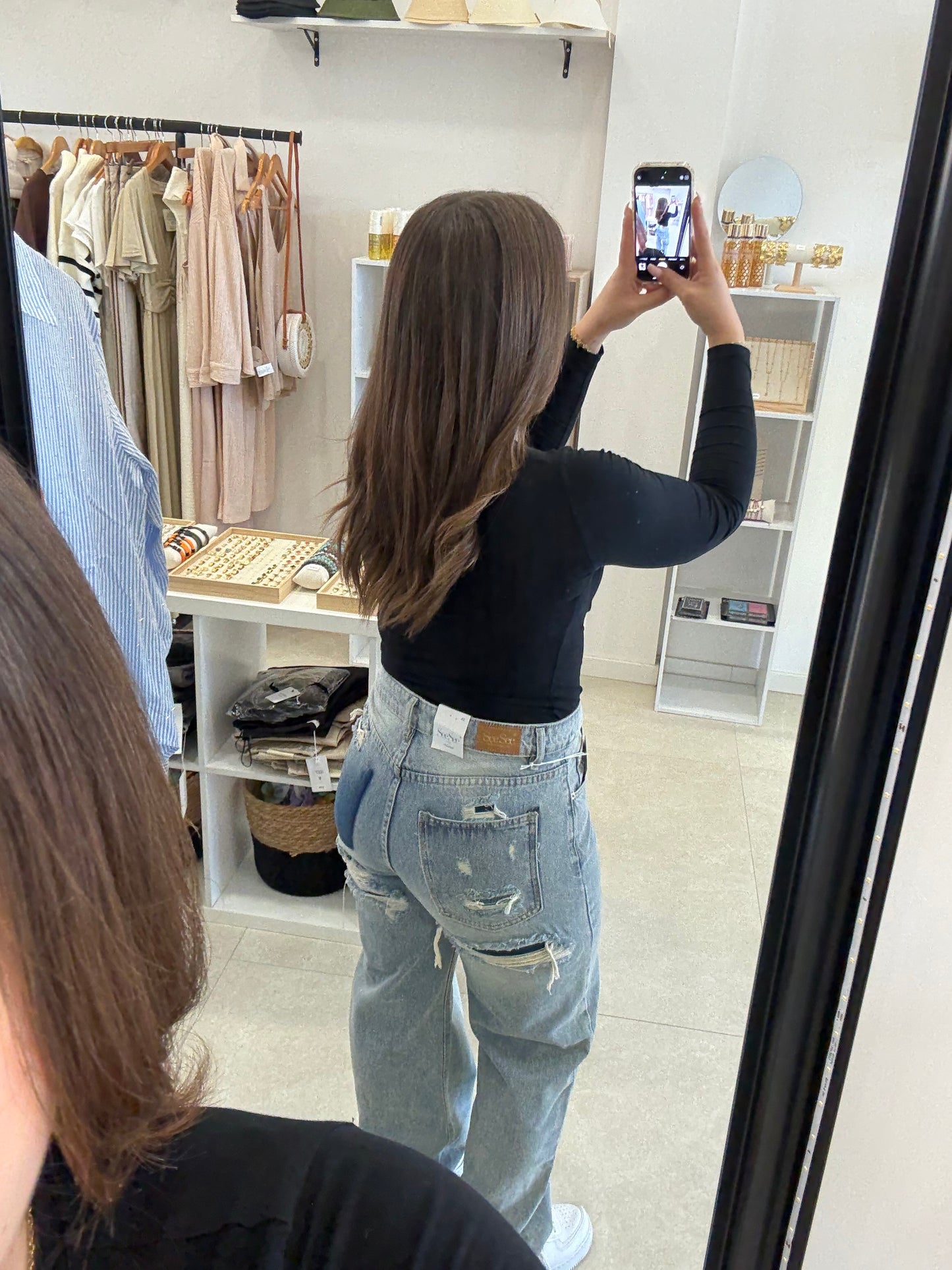 Jean Poche Déchirée