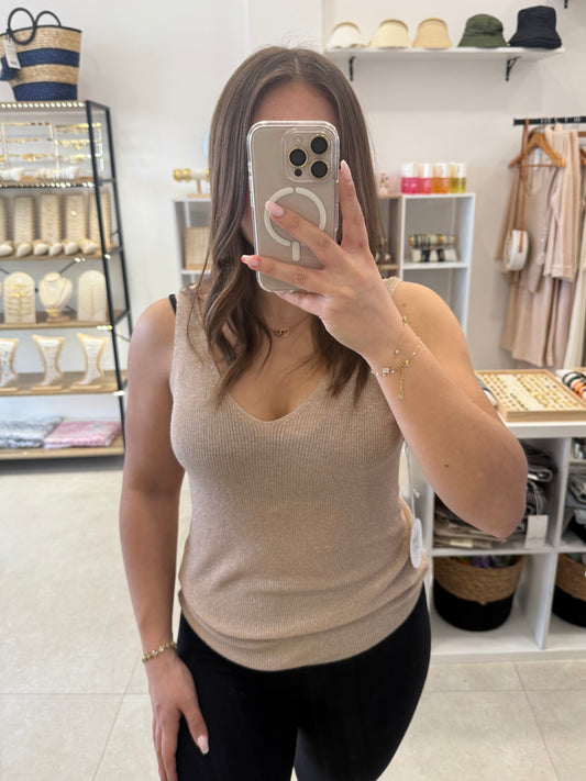 Top or rose à paillettes