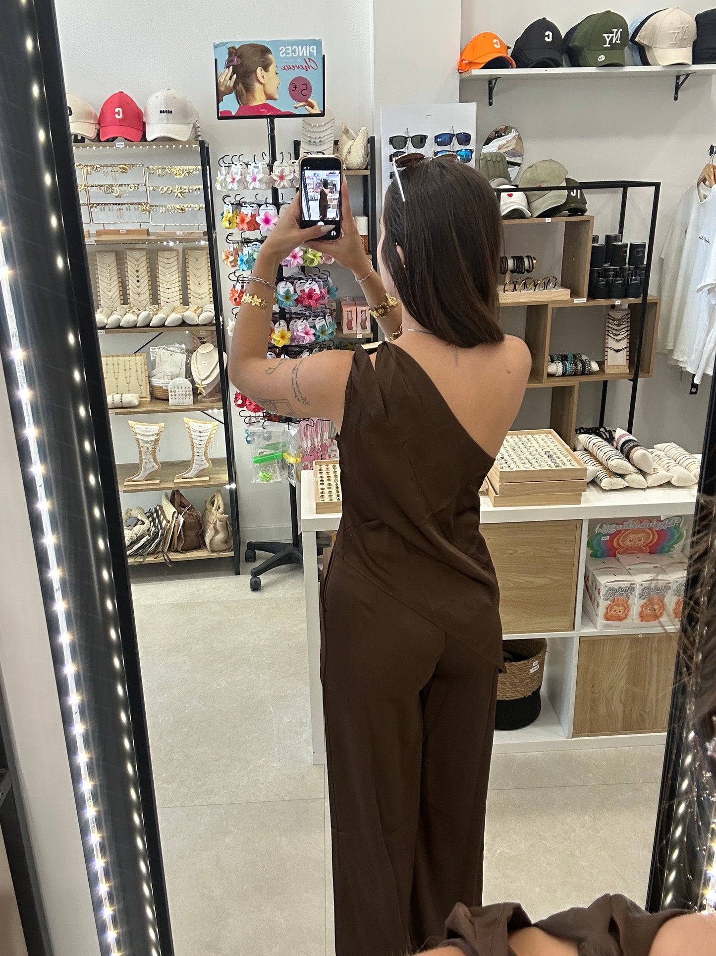 Ensemble satin top et pantalon marron