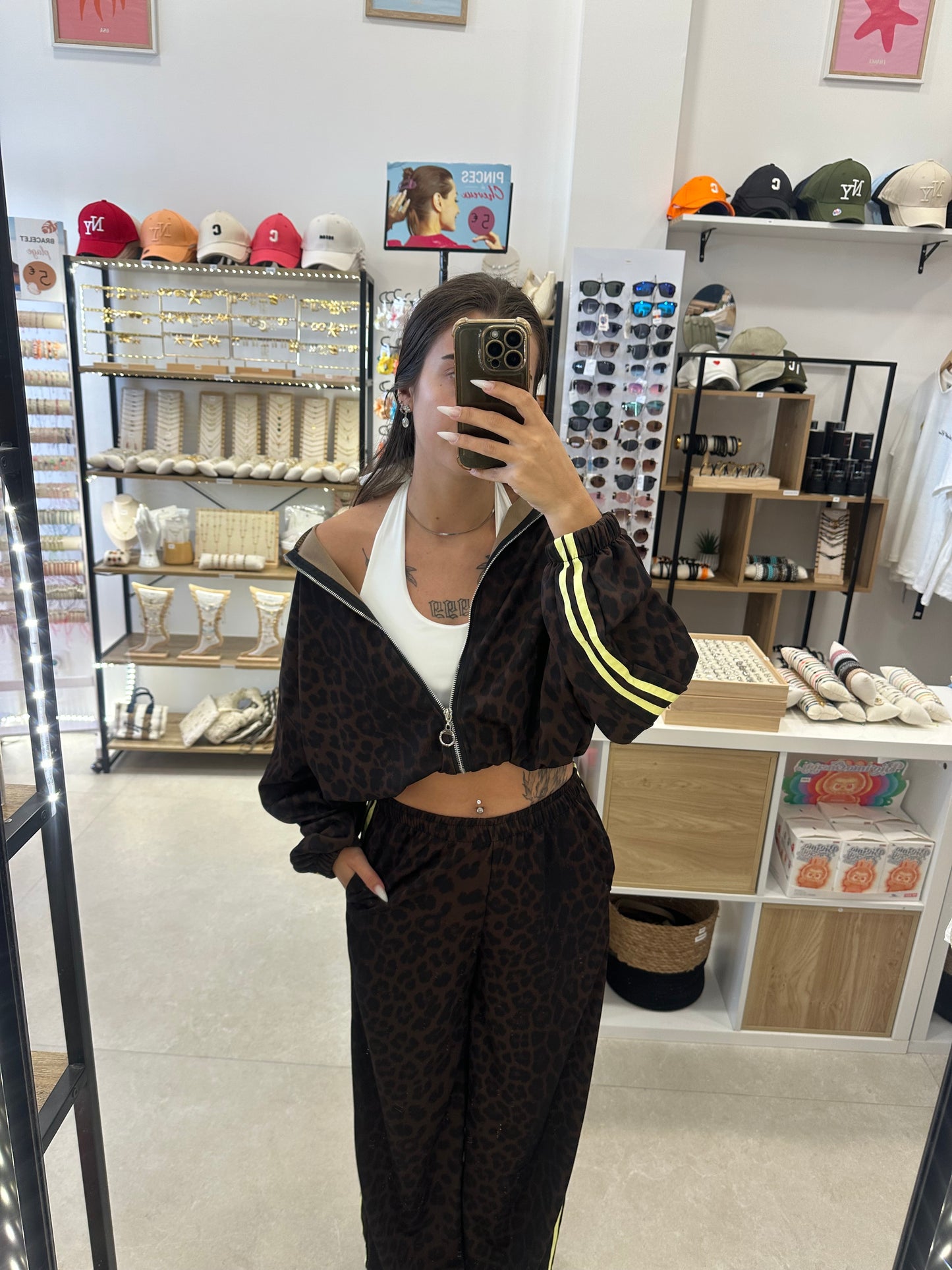 Ensemble veste et pantalon léopard