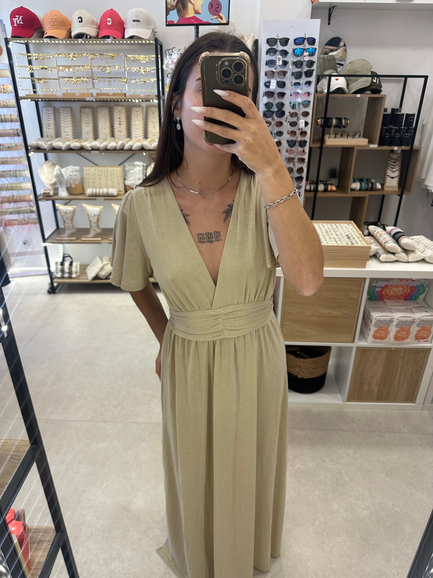 Robe longue dorée