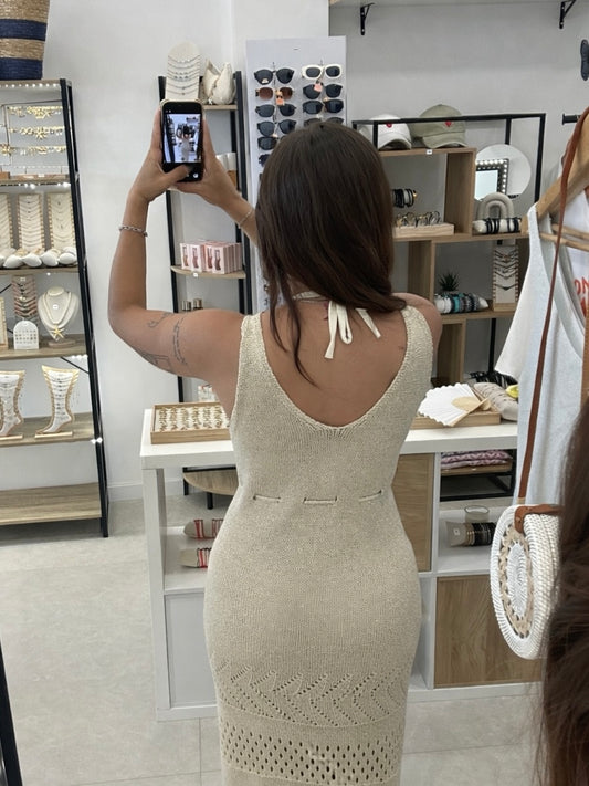 Robe de plage dorée