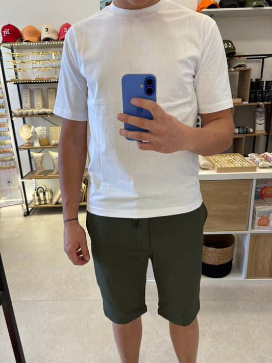 Short Kaki