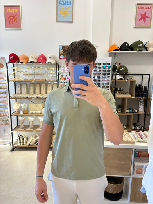 Polo kaki à boutons