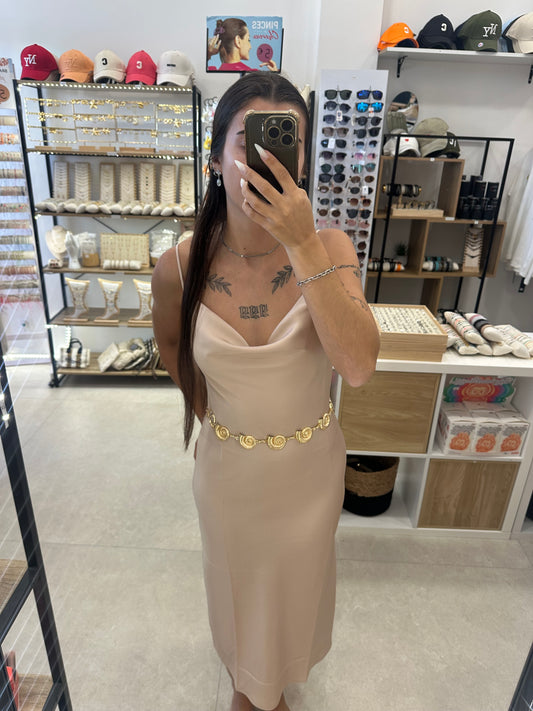 Robe satin beige