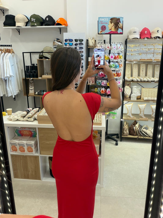 Robe rouge dos nu