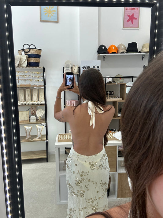 Robe longue blanche à sequins