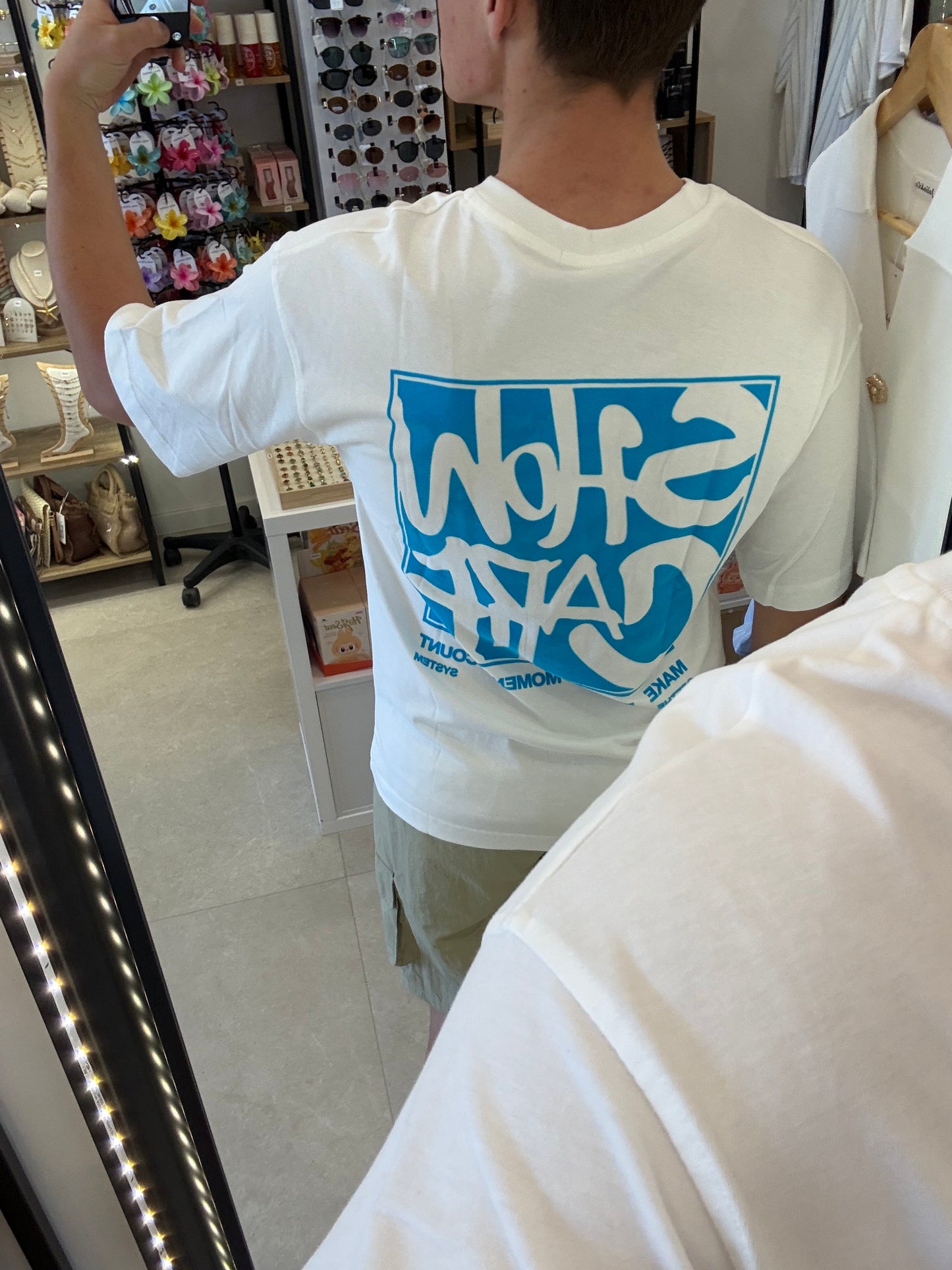 Tee shirt « Show care »