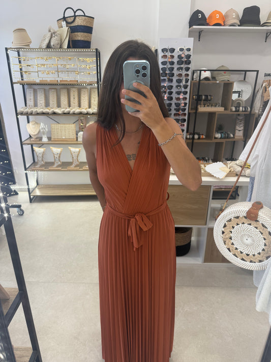 Robe longue orange brique plissée