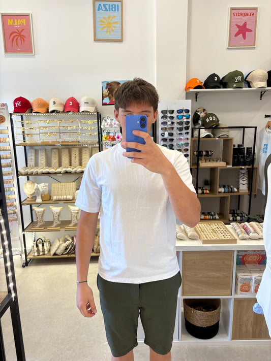 Short Kaki