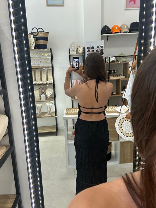 Robe longue noire dos nu
