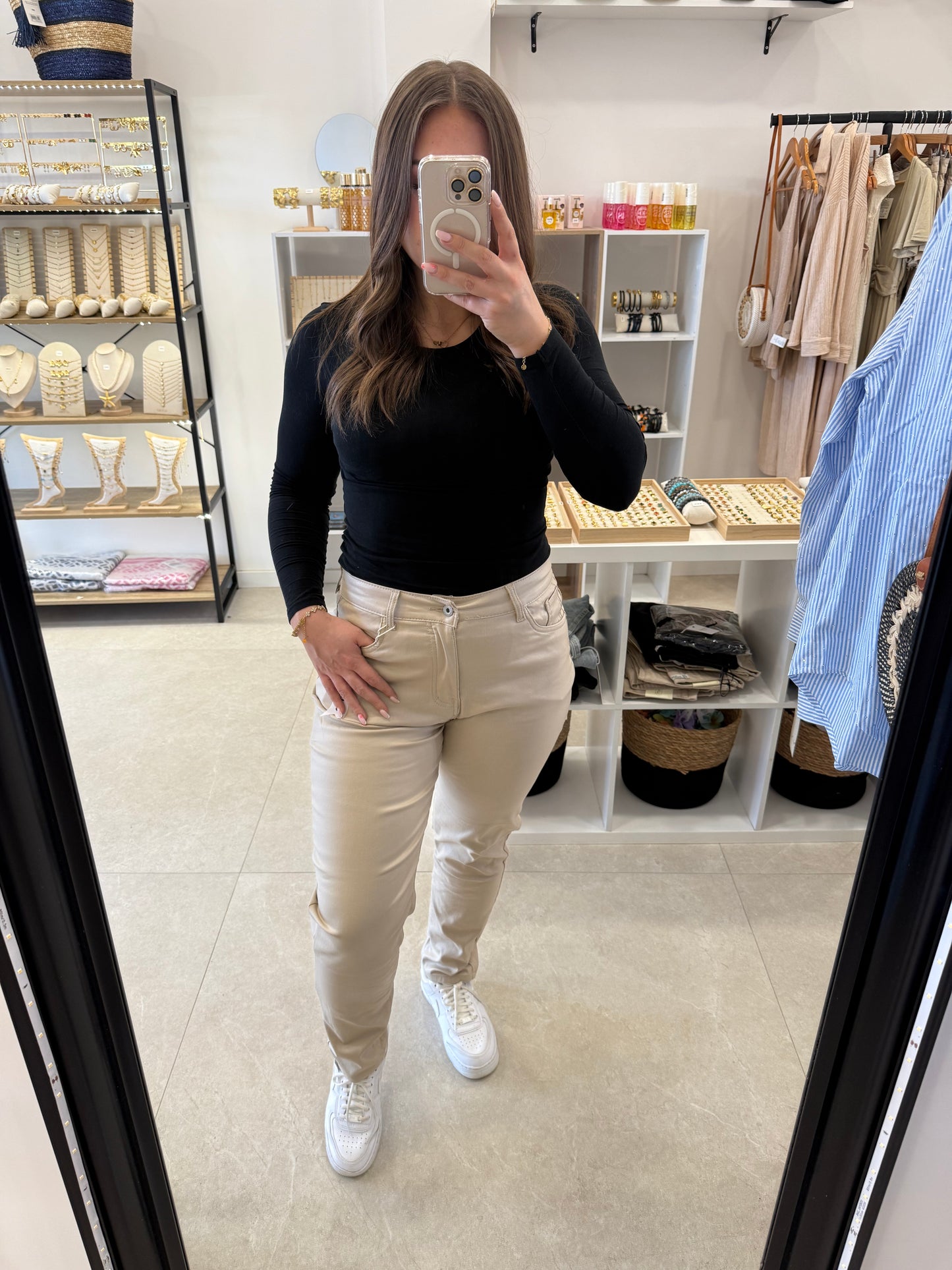 Pantalon cuir beige