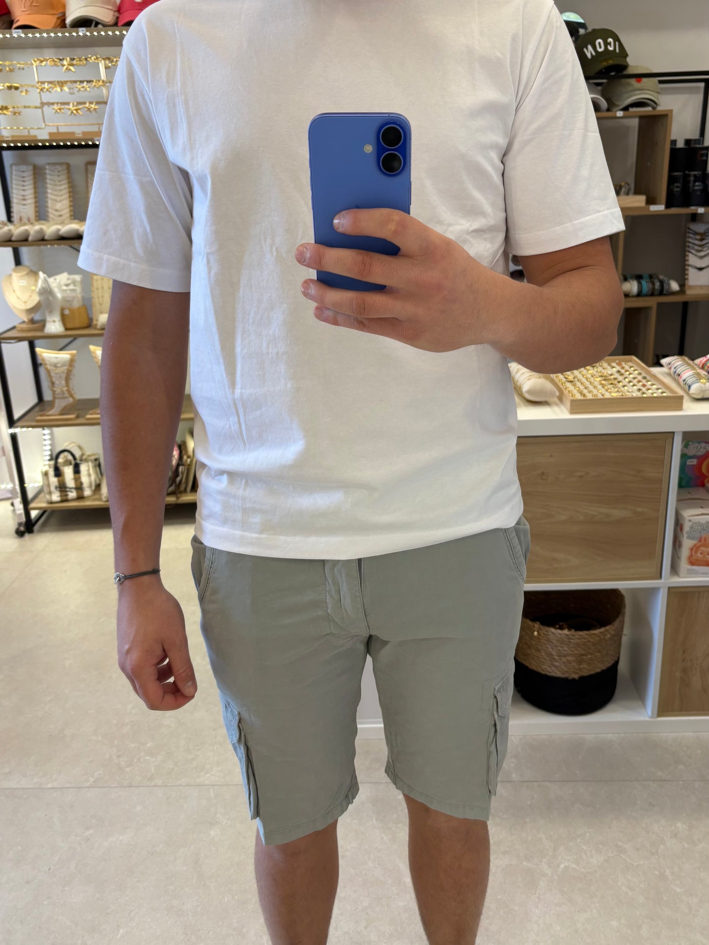 Short cargo gris